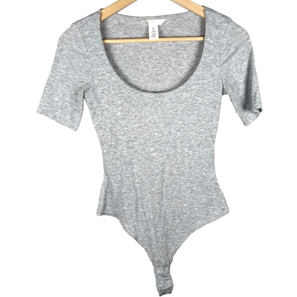 H&M Women's Heather Gray Scoop Neck Short Sleeve Bodysuit Size Small NEW‎